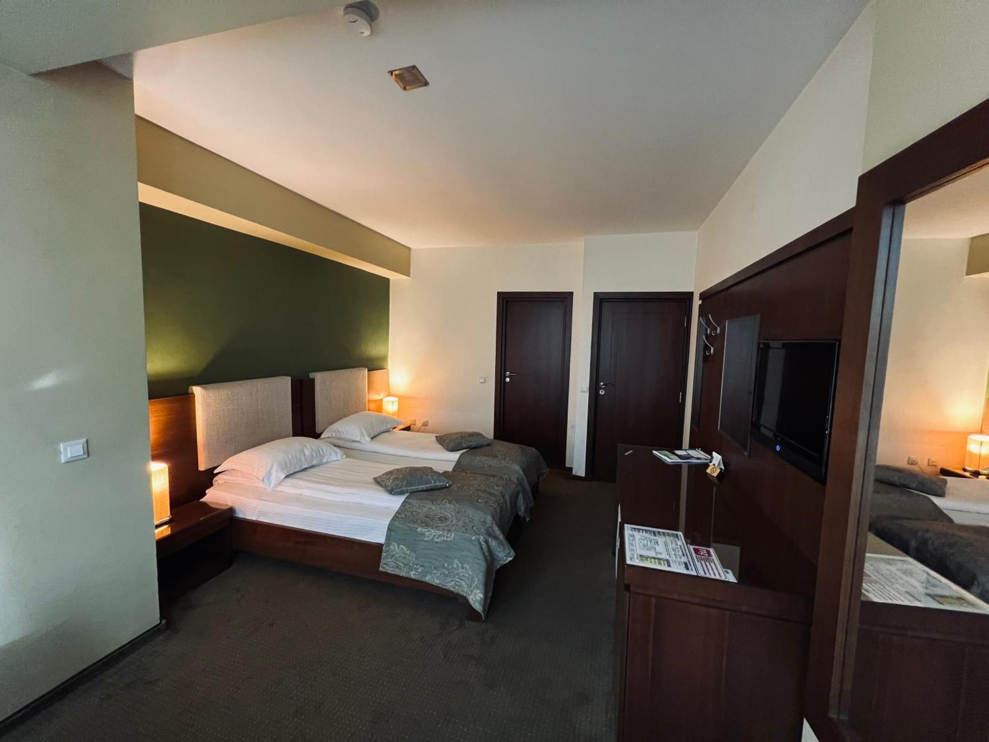 Hotel Royale Galati  Ngoại thất bức ảnh