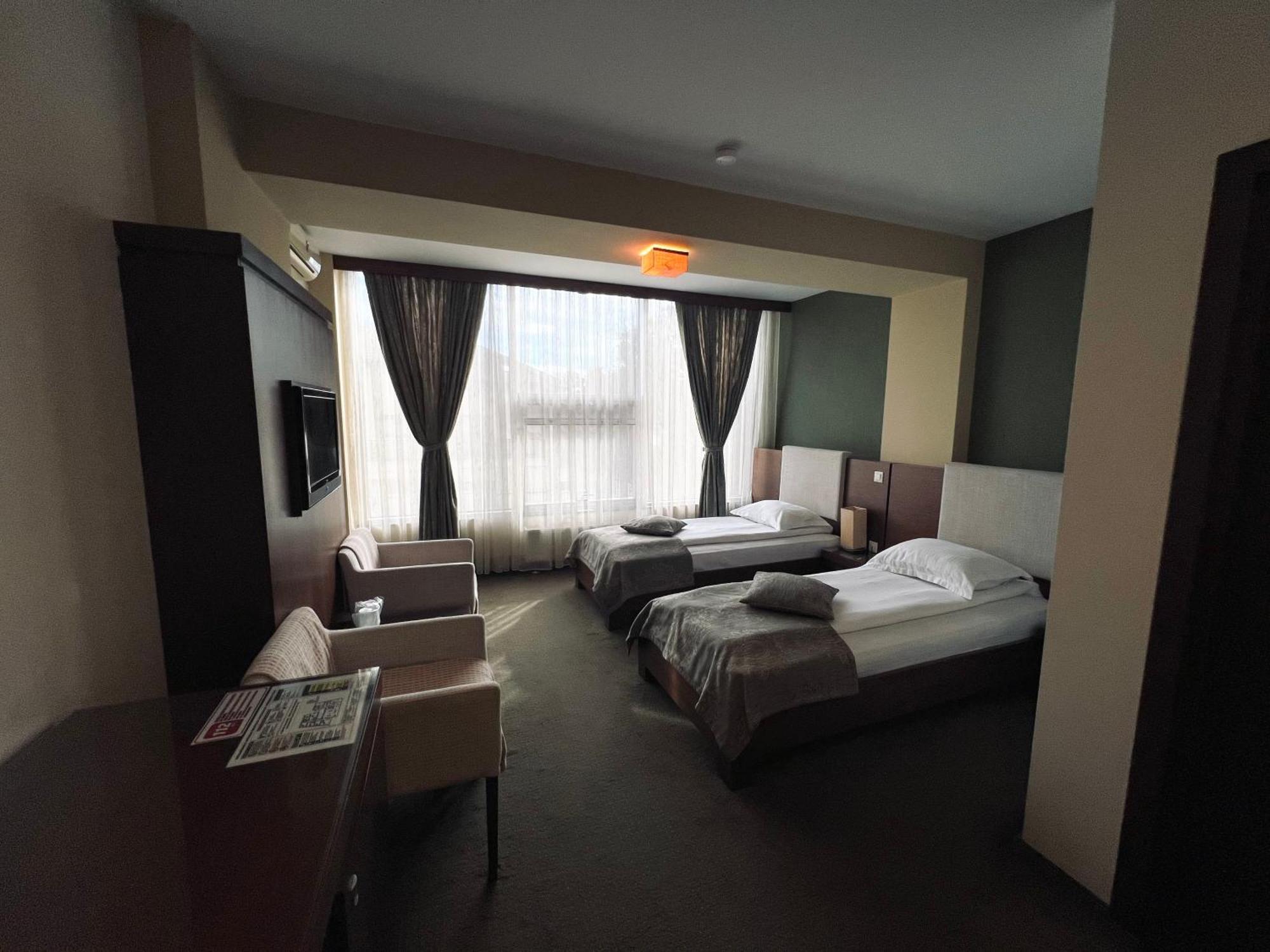 Hotel Royale Galati  Ngoại thất bức ảnh