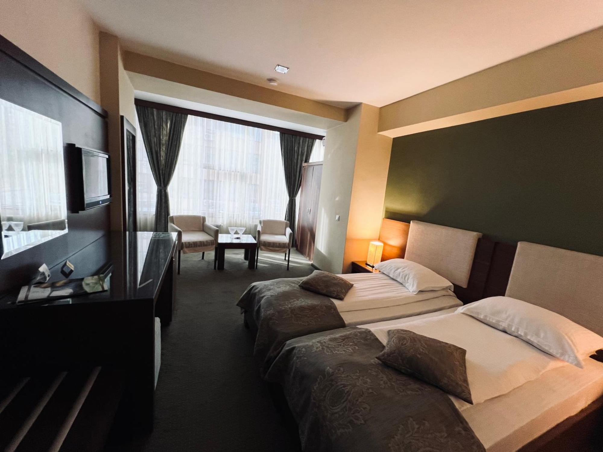 Hotel Royale Galati  Ngoại thất bức ảnh