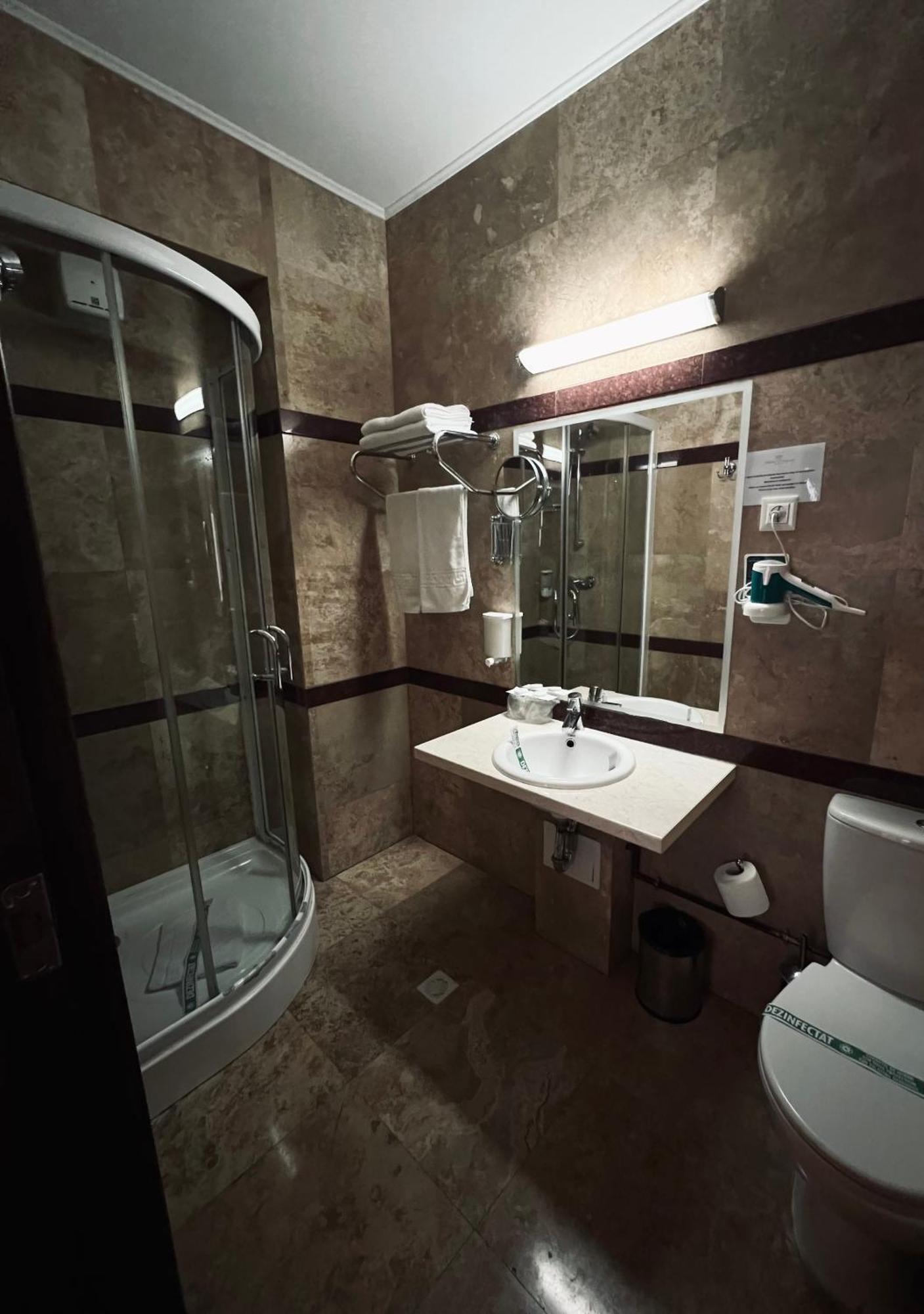 Hotel Royale Galati  Ngoại thất bức ảnh