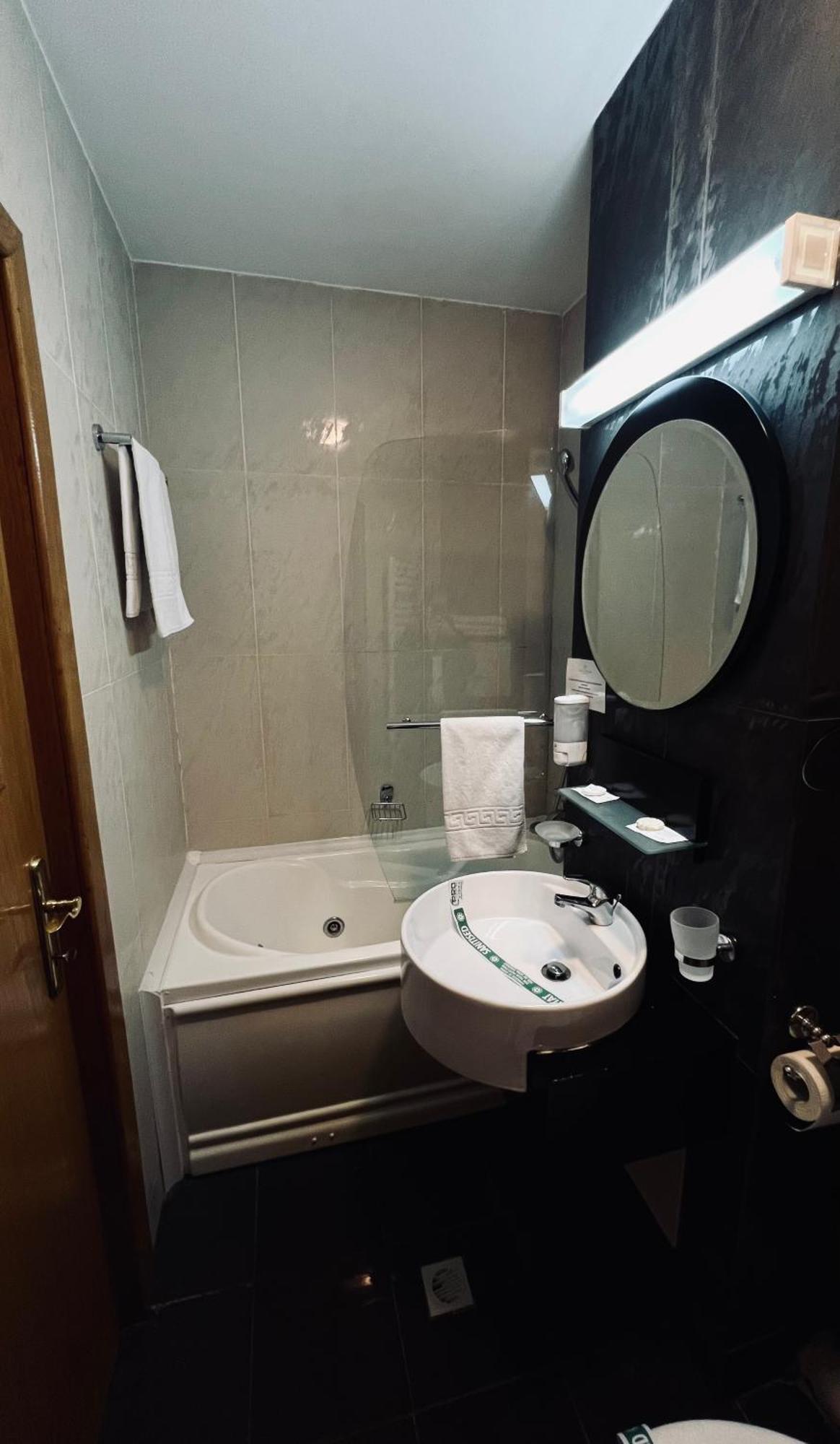 Hotel Royale Galati  Ngoại thất bức ảnh